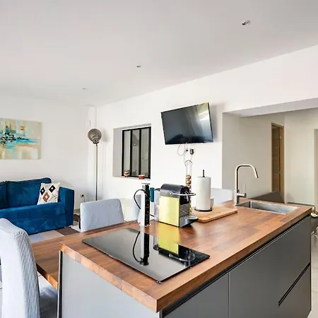 Apartment Entre Aix Et Marseille *